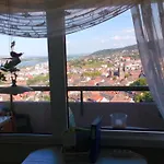 Grosses Panorama Διαμέρισμα *